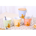 FDA,LFGB,SG Certification,popular customized colored ceramic mug with spoon